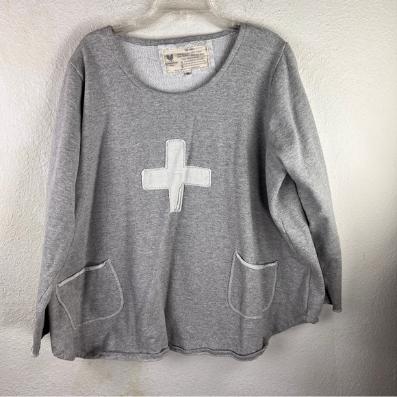 Farmhouses Frocks Tops - FARMHOUSE FROCKS Christian theme gray & white oversized sweatshirt. Size XL